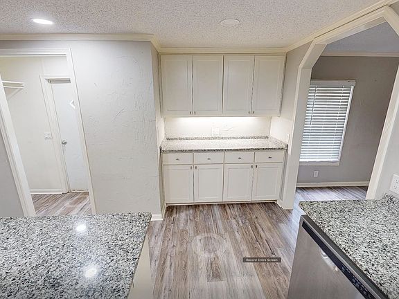 3rd image of 294 Virginia Ave