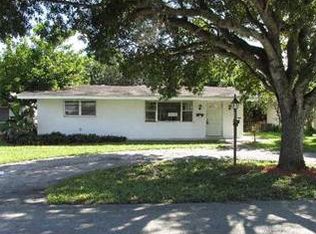 8120 NW 13th St, Hollywood, FL 33024