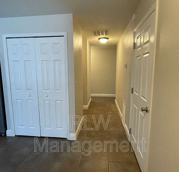 528 E Citrus Ave #1 — Photo 2