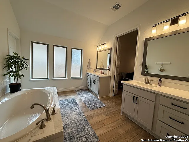 2216 Prado Dr — Photo 39