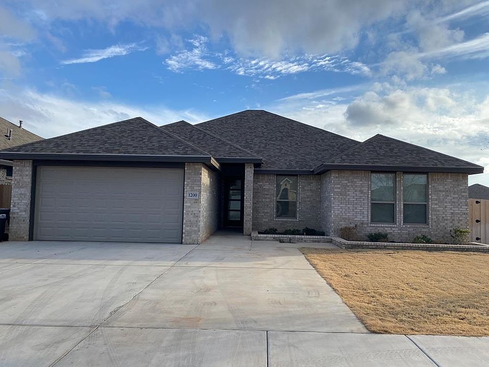 1st image of 1200 Desert Rose Dr
