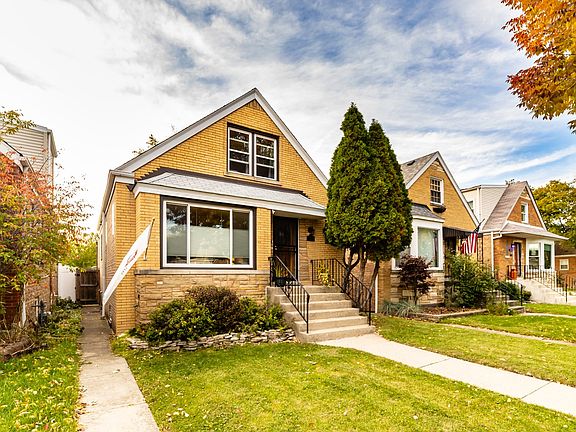 2nd image of 5352 N Melvina Ave