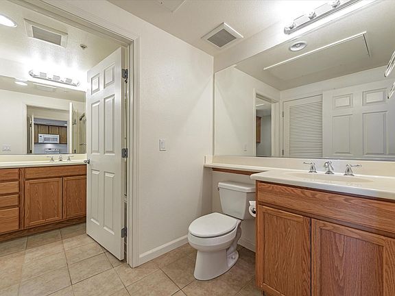 5th image of 809 Auzerais Ave Unit 238