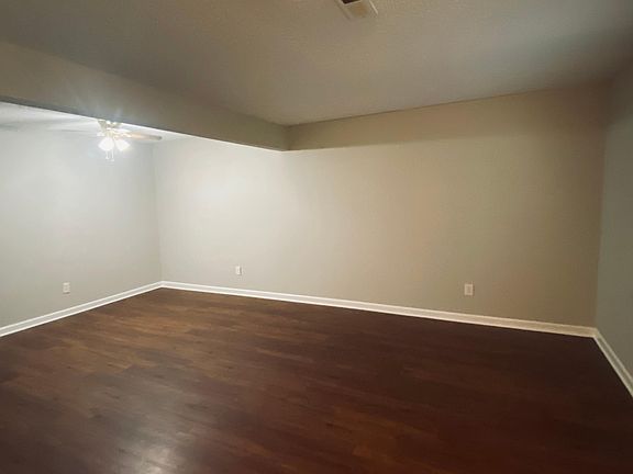 4th image of 11037 Hunter Trail Ln #11037