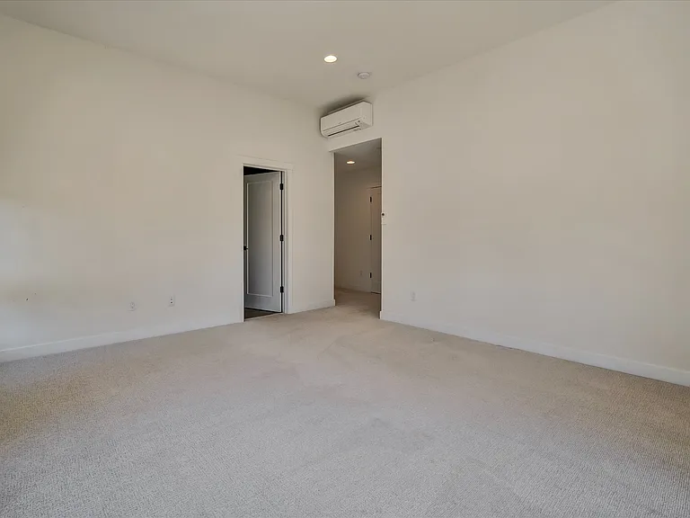 18402 Corliss Ave N #A — Photo 31