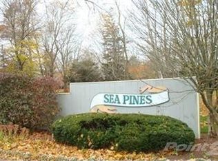 13 Knoll Ln, Brewster, MA 02631