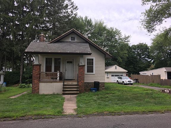 2nd image of 7 Shelton Ave