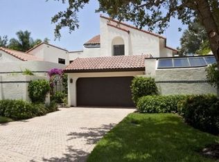 7 Las Brisas Way, Naples, FL 34108