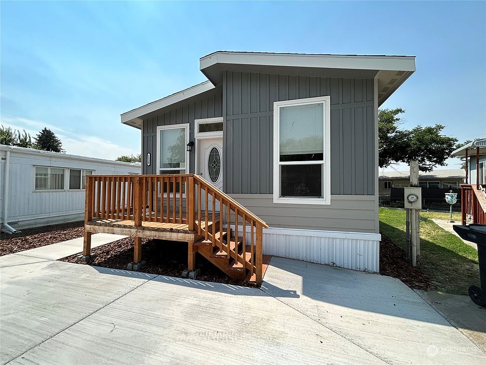 1st image of 1220 Jones Drive