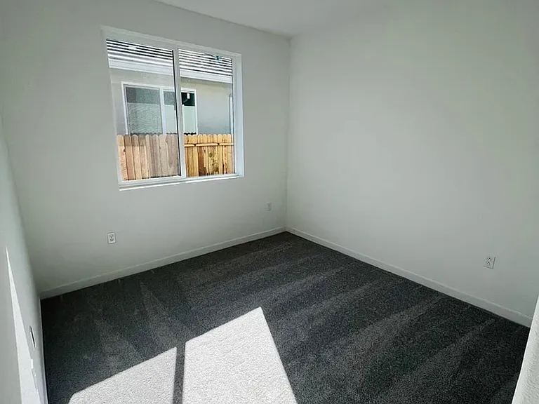 1757 Lacey Ave — Photo 8