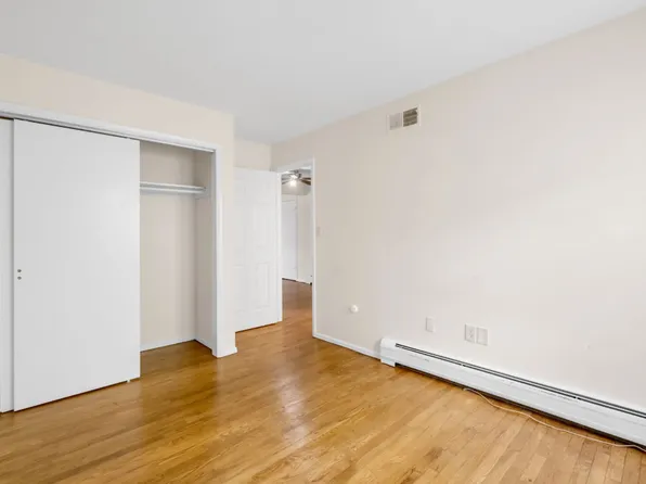 349 Gorge Road image 5 of 9