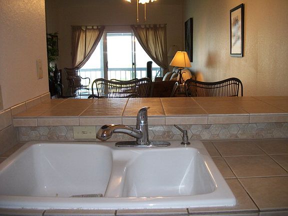 5th image of 207 Nassau Dr