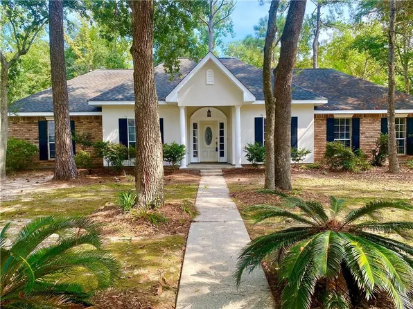 2038 Ponderosa Pl, Mandeville, LA 70448