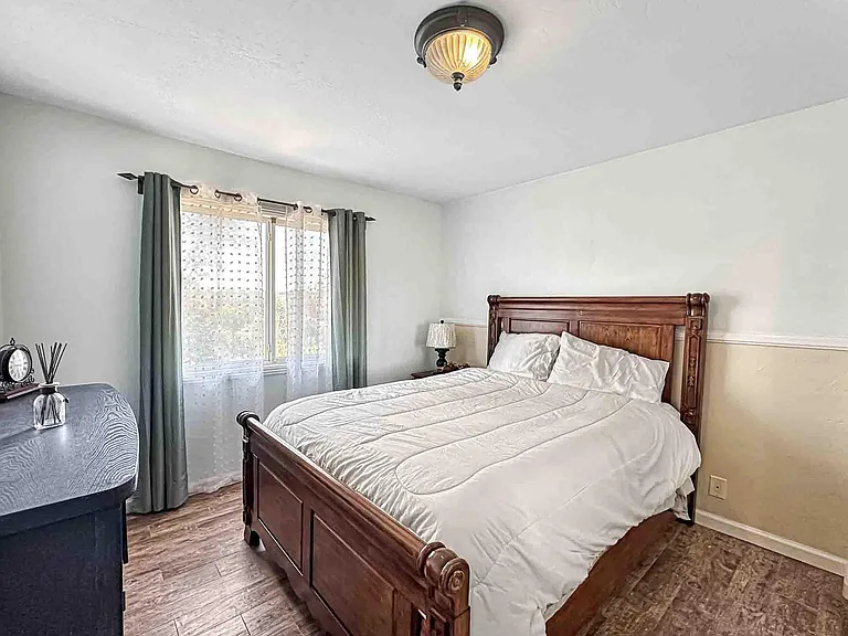 2327 Maxson St — Photo 15