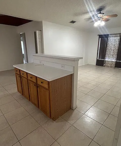 5218 NW West Piper Cir — Photo 4