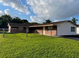 5219 SW 43rd Ter, Fort Lauderdale, FL 33314