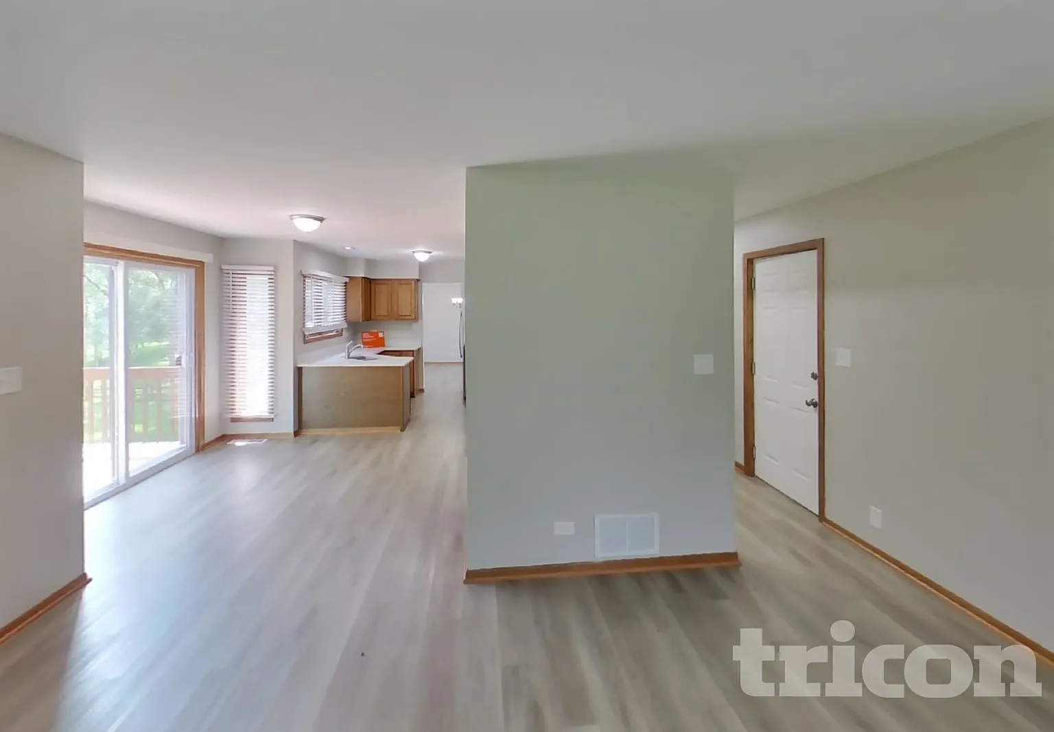 5004 Lake Dawnwood Dr Johnsburg IL — Photo 3