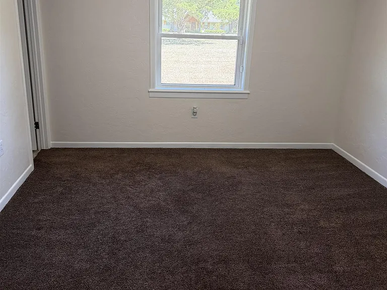 2320 Grangeway Rd — Photo 22