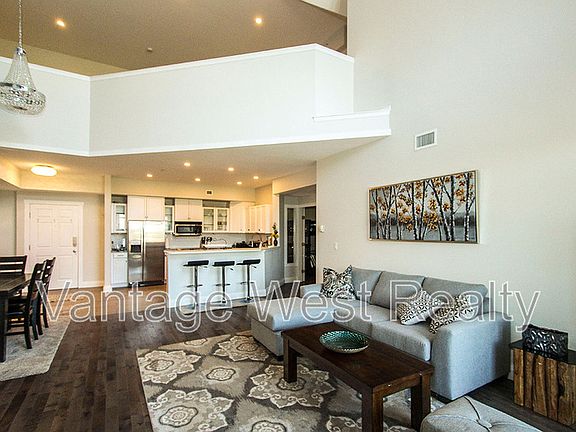 5th image of 1088 Sunset Dr #608