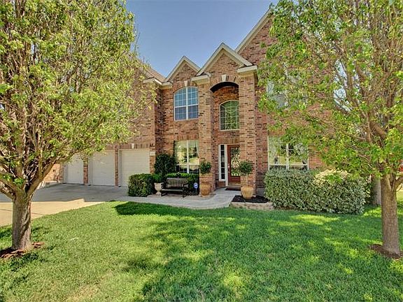 4th image of 629 Rosemount Dr