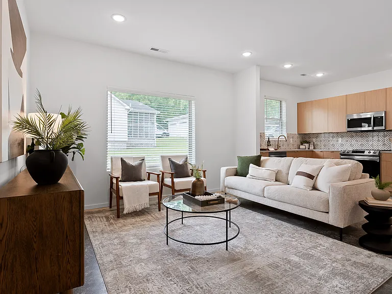 119 Fern Ave — Photo 2