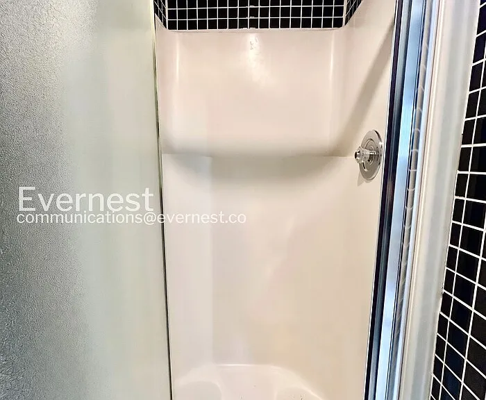 2771 Skyland Dr — Photo 10