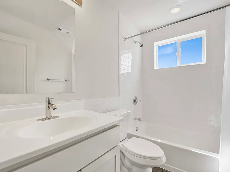 3125 N California Ave #3F — Photo 10