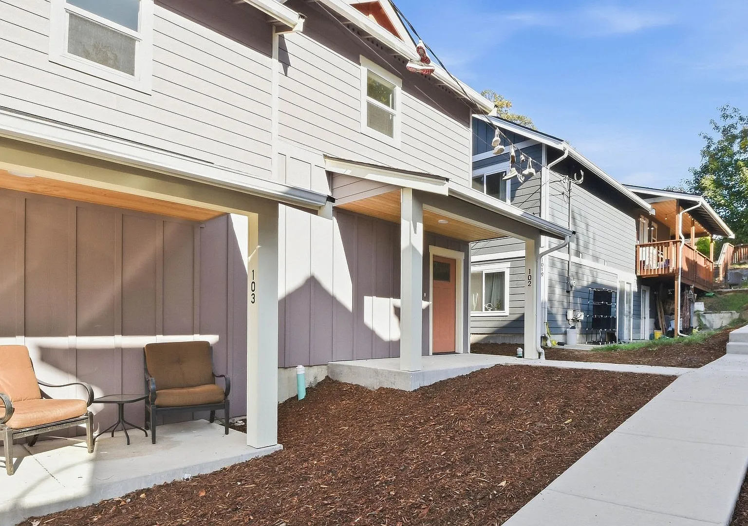 1019 Jersey Street — Photo 3