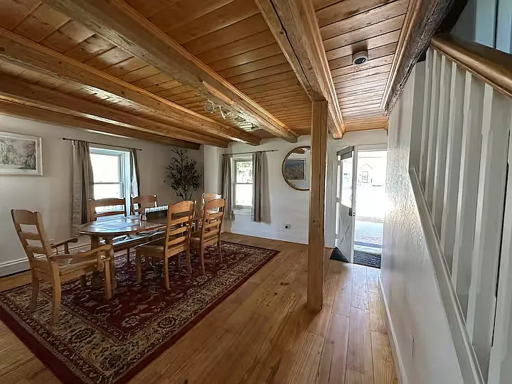 288 E Center St — Photo 14