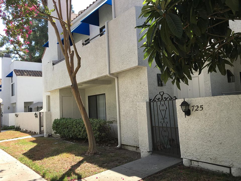 1st image of 725 Park Shadow Ct