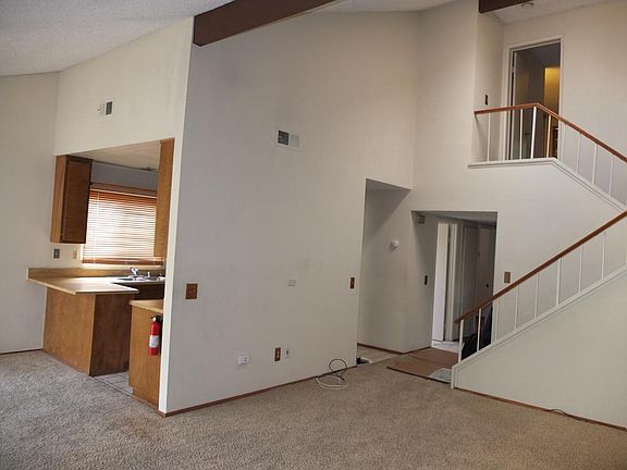 2nd image of 1545 Bridgeview Dr