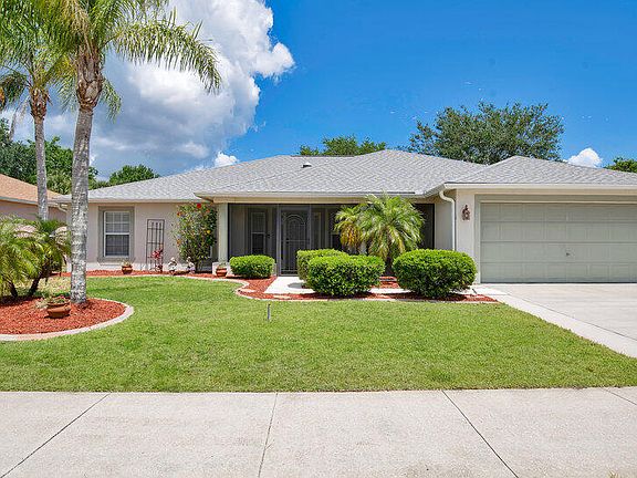 3rd image of 5312 Yaupon Holly Dr