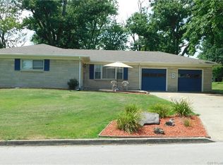 806 N Shelby St, Salem, IN 47167