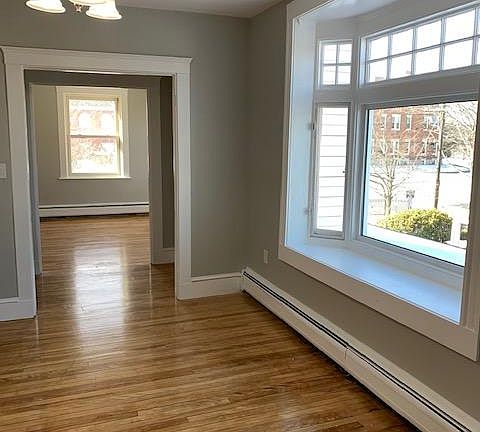 5th image of 18 S Park St #1-2