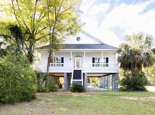 518 Jungle Rd, Edisto Island, SC 29438