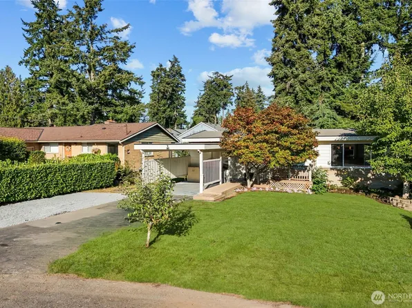 21903 82nd Place W, Edmonds, WA 98026