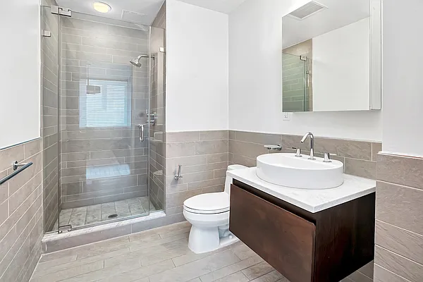 Rented by New York Residence | media 16