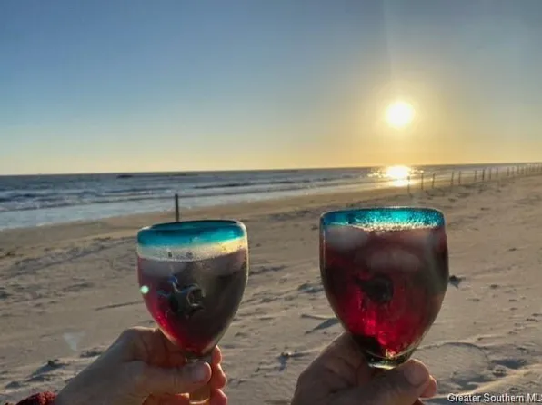 172 Kathy Dr, Cameron, LA 70631