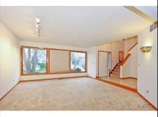 234 Cove Dr, Flossmoor, IL