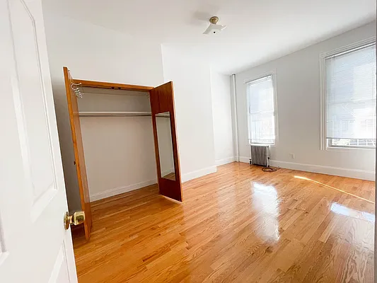 Rented by Ulas Real Estates Inc | media 23