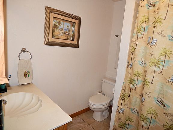 3rd image of 5161 Chaves Cir