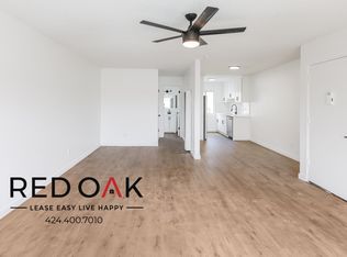 8555 Independence Ave APT 209, Canoga Park, CA 91304