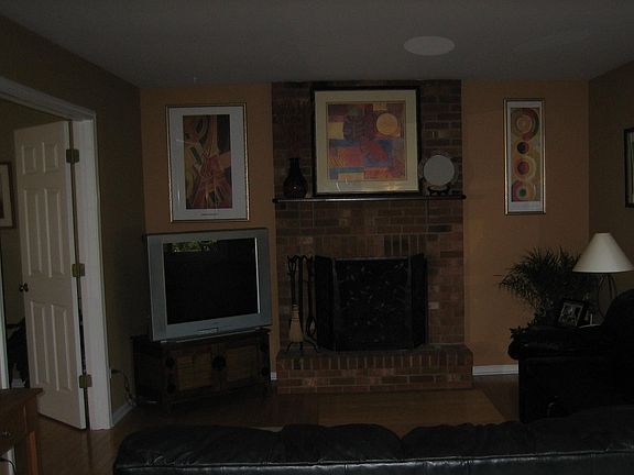 4th image of 2074 Ironwood Ct