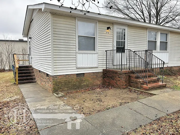 201 E Gilbreath St #A — Photo 14
