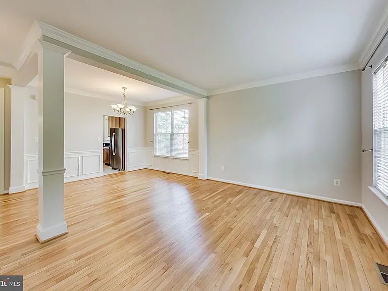 43537 Clivedon Ct — Photo 2