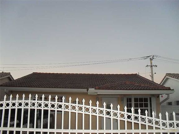 5th image of 8729 NW 116th Ter