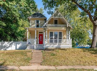 232 E 13th St, Davenport, IA 52803