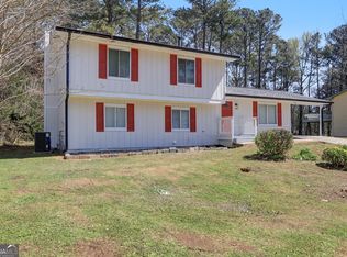 7230 Connell Rd, Fairburn, GA 30213