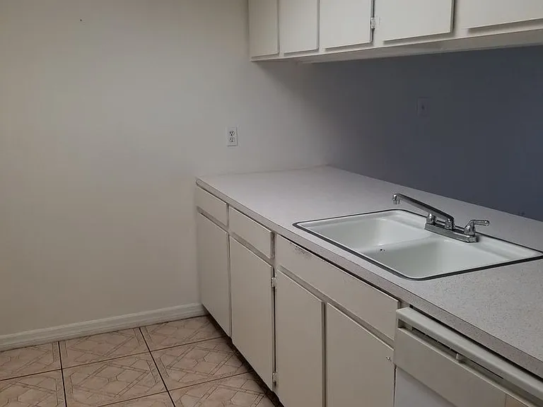 5820 N Church Ave #310 — Photo 11