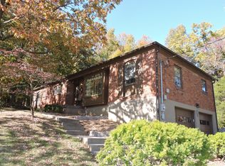 7706 Manslick Rd, Louisville, KY 40214
